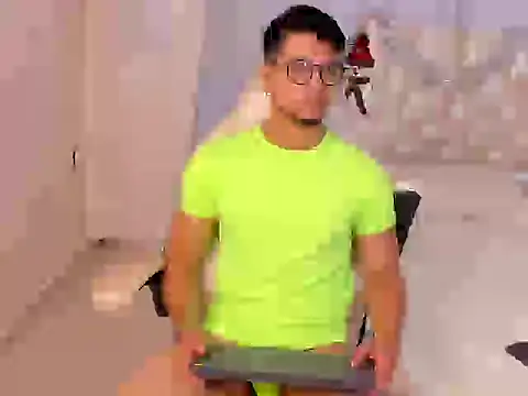 Nolan joness online show from 11/12/25, 08:34