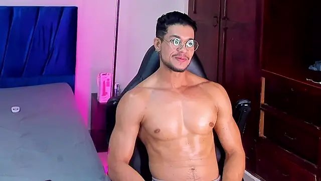 Nolan joness online show from 04/01/26, 08:17