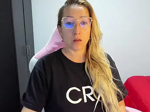 chrystal sl852 online show from 02/08/26, 02:31