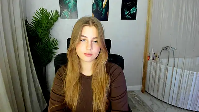 Snapshot of GoldenMirage chatting on 01/14/26, 12:20 GoldenMirage online show from 01/14/26, 12:20