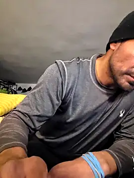 piggylatino online show from 02/11/26, 10:42