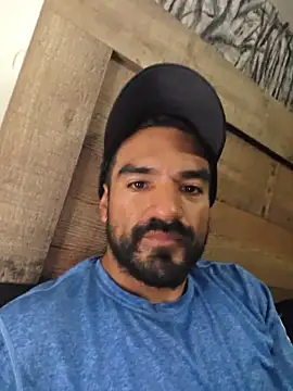 piggylatino online show from 04/15/26, 06:08