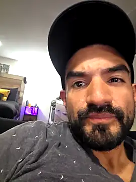 piggylatino online show from 04/07/26, 02:24