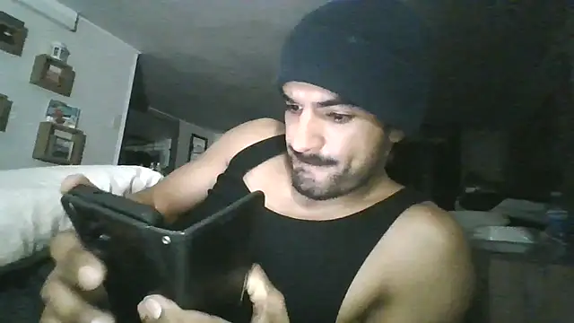 Snapshot of piggylatino chatting on 01/06/26, 10:52 piggylatino online show from 01/06/26, 10:52