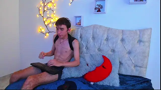 TerryGrace online show from 11/18/25, 06:44