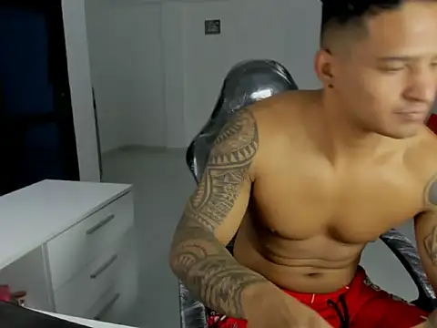 master leather online show from 03/24/26, 05:07