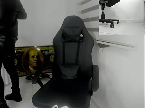 master leather online show from 03/26/26, 01:37