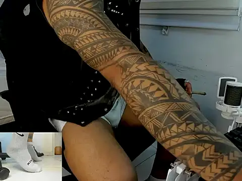 master leather online show from 01/31/26, 07:23