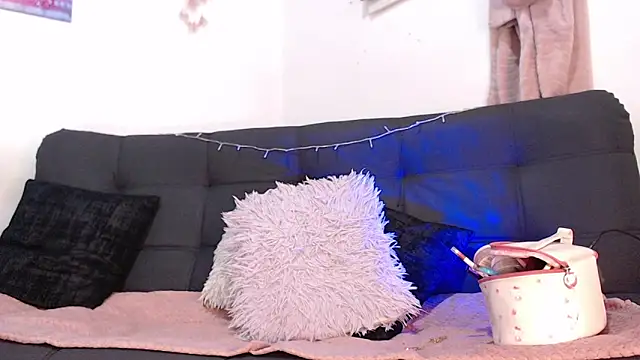 valery carter01 online show from 12/15/25, 07:20