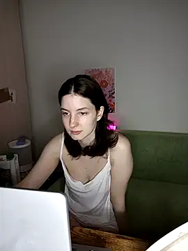 Snapshot of v_crizis324 chatting on 02/23/26, 03:23 v crizis324 online show from 02/23/26, 03:23