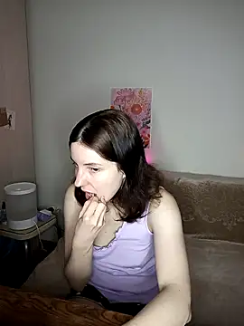 Snapshot of v_crizis324 chatting on 02/17/26, 04:59 v crizis324 online show from 02/17/26, 04:59