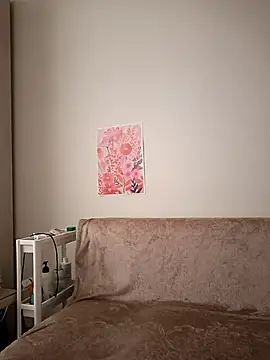 Snapshot of v_crizis324 chatting on 02/10/26, 11:42 v crizis324 online show from 02/10/26, 11:42