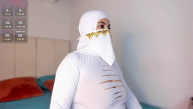 Hannaa Dolly online show from 11/13/25, 02:59