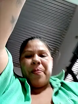 Snapshot of sexy_latina90 chatting on 11/14/25, 10:02 sexy latina90 online show from 11/14/25, 10:02