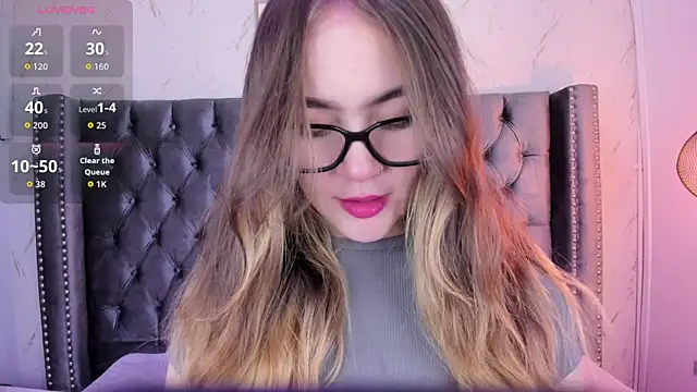 Kate Winslet  online show from 12/19/25, 01:35