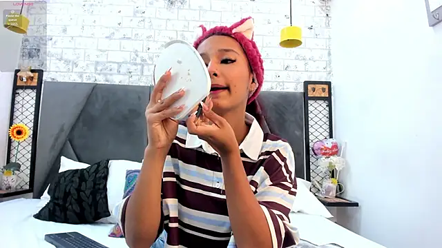 Maray Lous online show from 12/05/25, 08:17