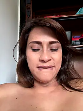 valeria absurdah online show from 12/13/25, 08:04