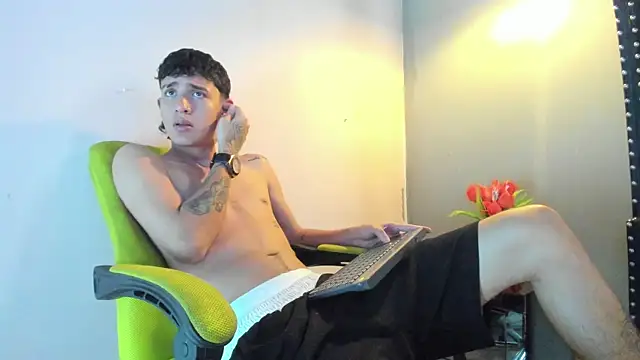 Xanderr owen2 online show from 01/08/26, 07:31