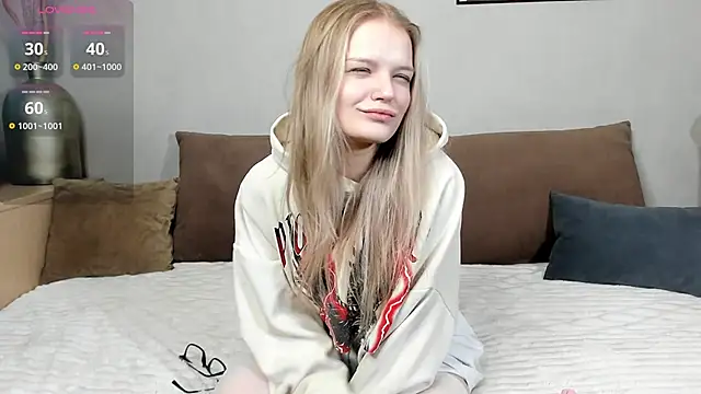 MicheleHonas online show from 12/02/25, 05:25