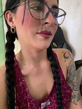 Cristal Cerati  online show from 12/15/25, 04:46