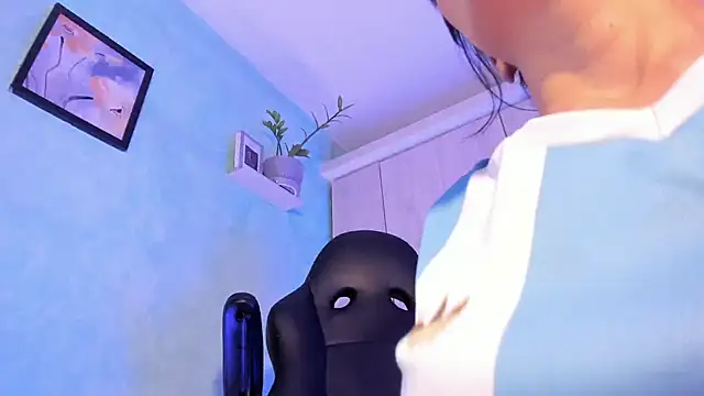 Cristal Cerati  online show from 02/19/26, 08:39