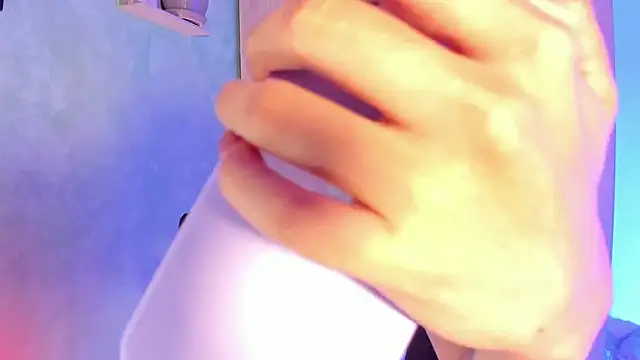 Cristal Cerati  online show from 02/21/26, 09:50