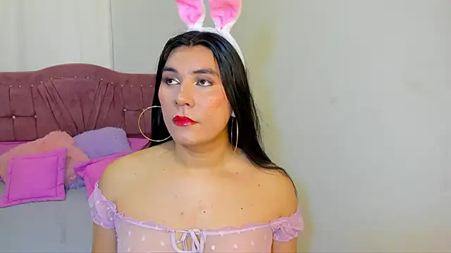 yourlatina emely online show from 02/19/26, 05:10