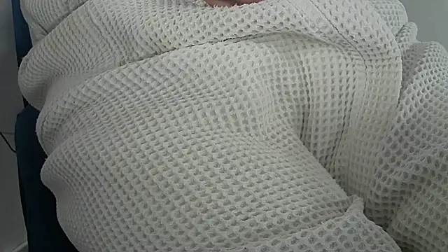 Youngboys30 online show from 04/10/26, 10:28