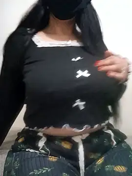 Snapshot of Sara90wa chatting on 01/11/26, 03:02 Sara90wa online show from 01/11/26, 03:02