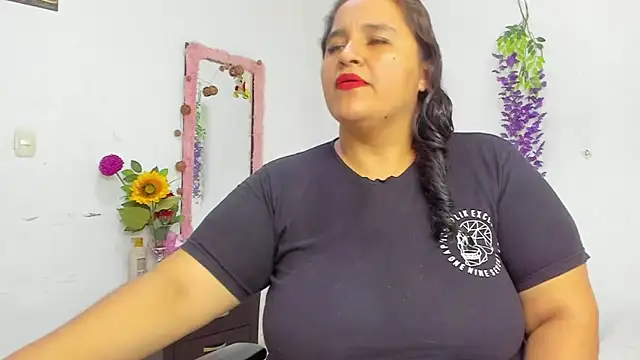 Snapshot of _1Zoey chatting on 02/06/26, 11:34 1Zoey online show from 02/06/26, 11:34