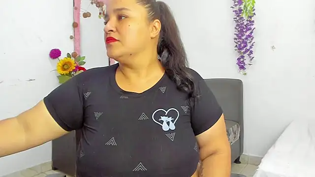 Snapshot of _1Zoey chatting on 02/24/26, 10:05 1Zoey online show from 02/24/26, 10:05