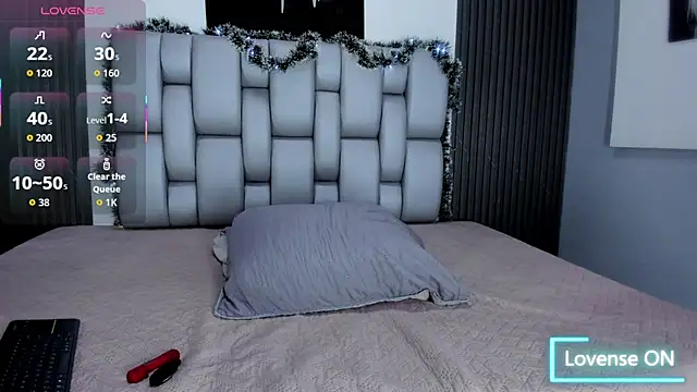 May-Clanfort online show from 12/14/25, 12:11