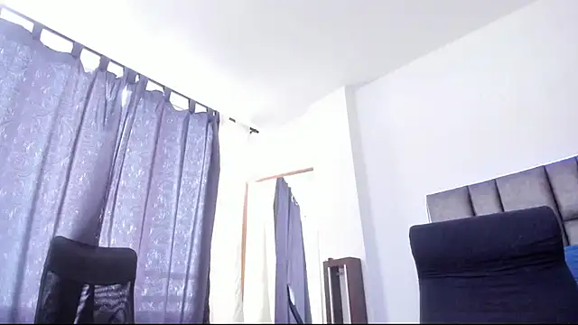 sarahhernandez online show from 05/21/26, 02:03
