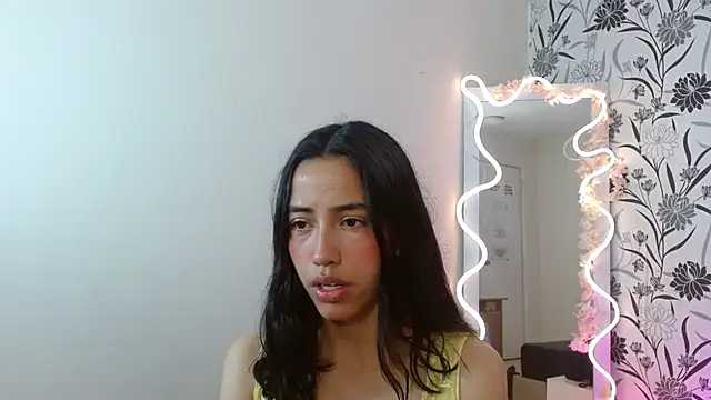 Joselyn tay online show from 12/18/25, 11:47