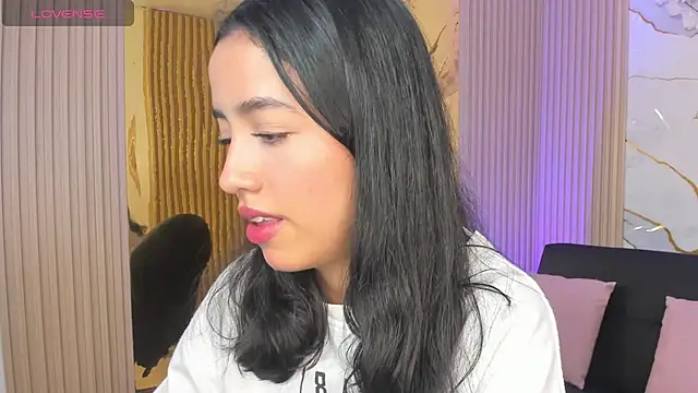 Snapshot of Joselyn_tay chatting on 06/10/26, 12:06 Joselyn tay online show from 06/10/26, 12:06