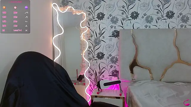 Joselyn tay online show from 02/01/26, 11:52