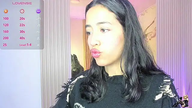 Snapshot of Joselyn_tay chatting on 06/05/26, 12:00 Joselyn tay online show from 06/05/26, 12:00