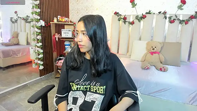 Joselyn tay online show from 03/11/26, 08:36