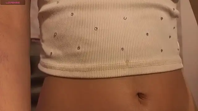 Joselyn tay online show from 04/19/26, 12:28