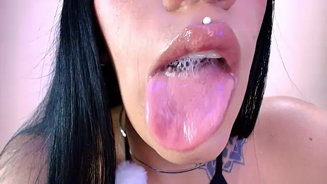 catte jensen online show from 05/26/26, 05:05