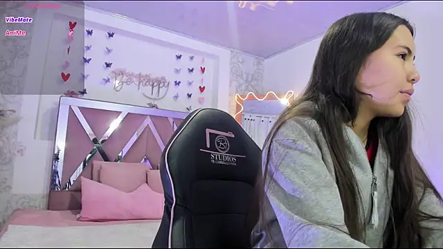 ISABELA TAY online show from 03/30/26, 11:55