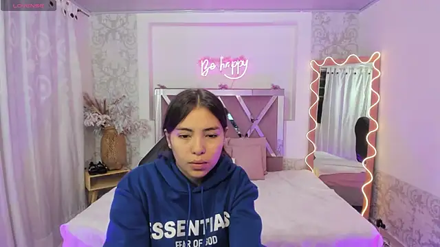 ISABELA TAY online show from 01/13/26, 11:36