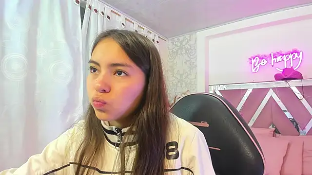 ISABELA TAY online show from 12/15/25, 11:27