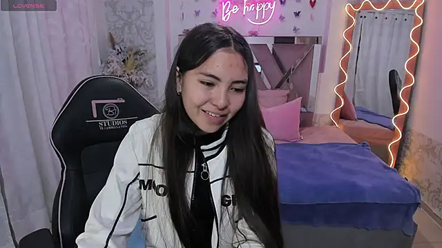 ISABELA TAY online show from 04/05/26, 11:39