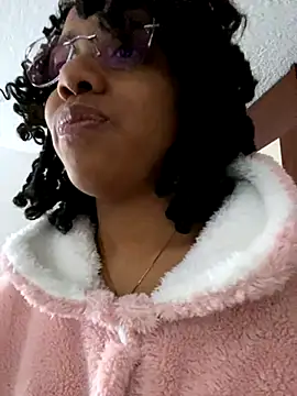 nymphy  online show from 11/13/25, 06:12