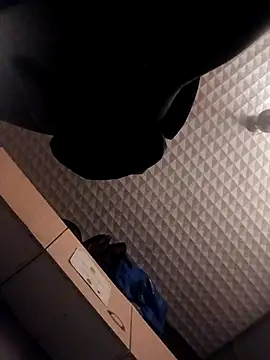 hotguy71000 online show from 11/29/25, 03:50