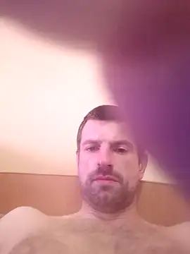 TwardyKierowca online show from 04/11/26, 07:27