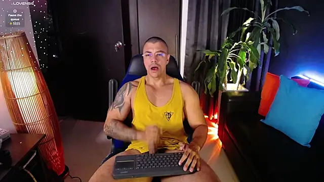 Zed ferrer online show from 02/24/26, 10:16