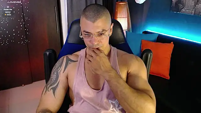 Zed ferrer online show from 11/29/25, 10:10