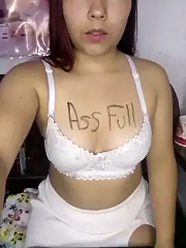 Girl Nasty Dirty online show from 11/30/25, 04:13